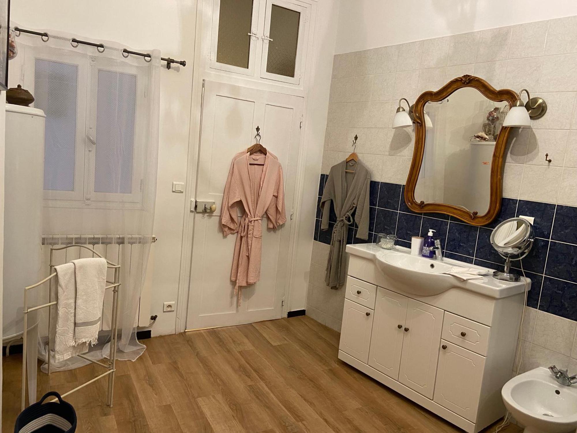 Maison 1823 - Suites De Charme A Garons Eksteriør billede