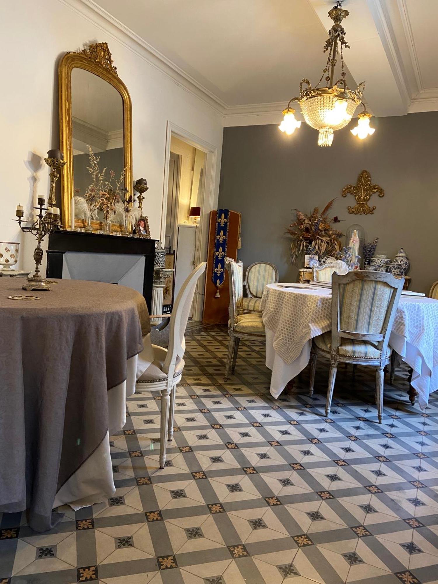 Maison 1823 - Suites De Charme A Garons Eksteriør billede